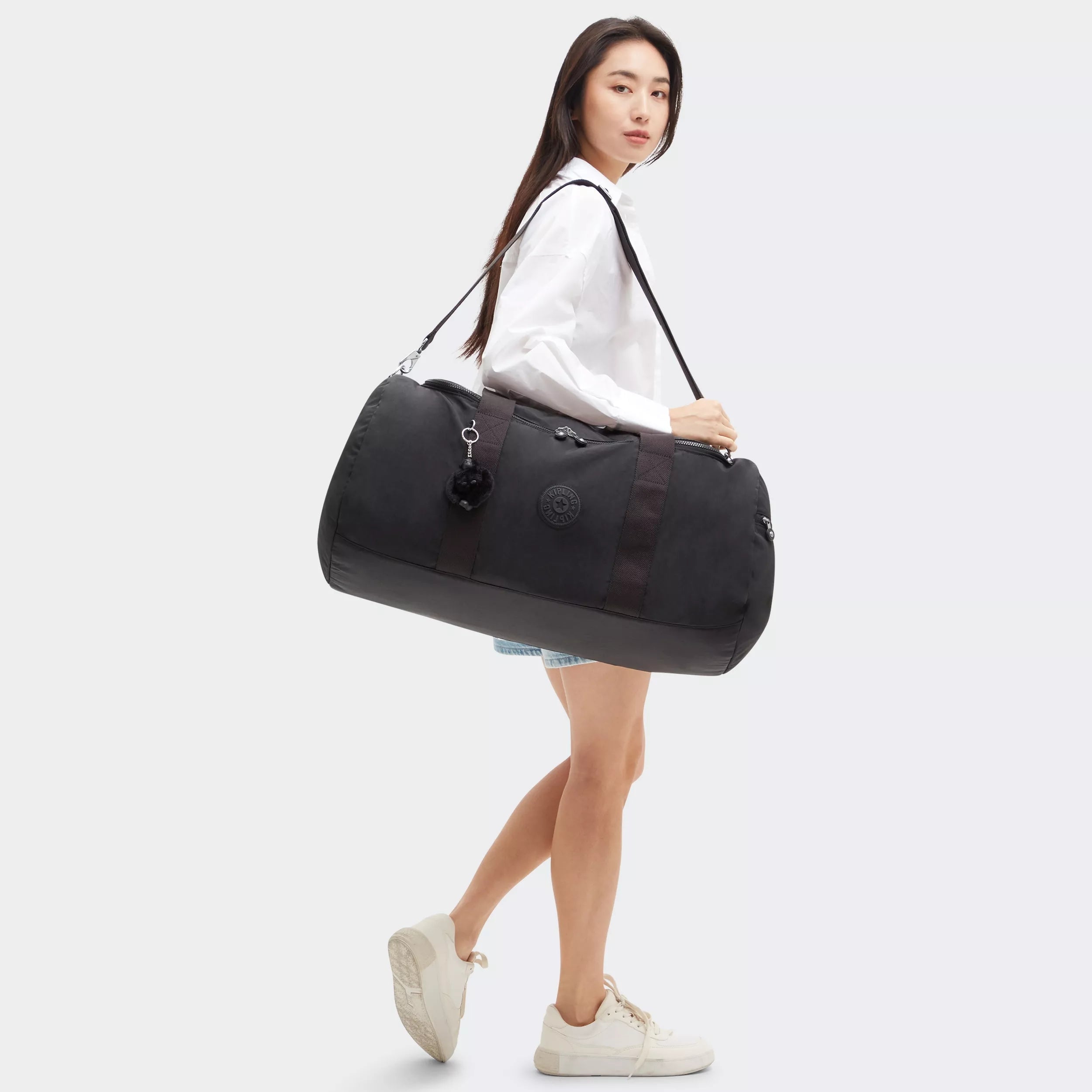 Argus Medium Duffle Bag - Image 2