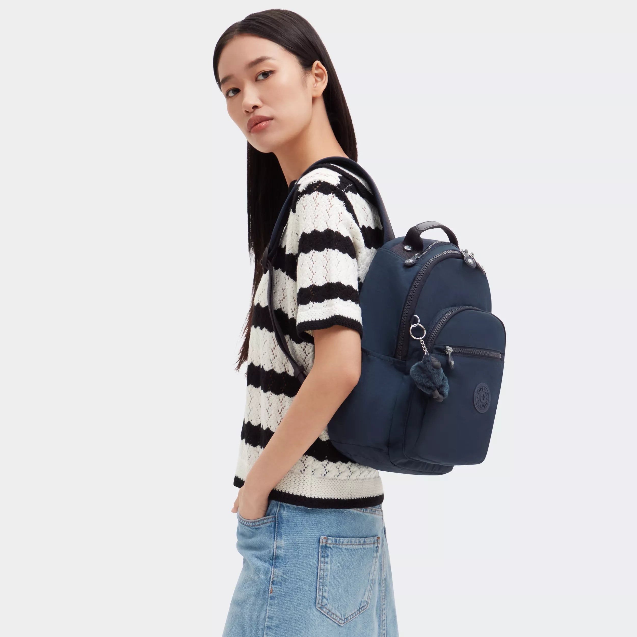 Seoul Small Tablet Backpack - Image 2