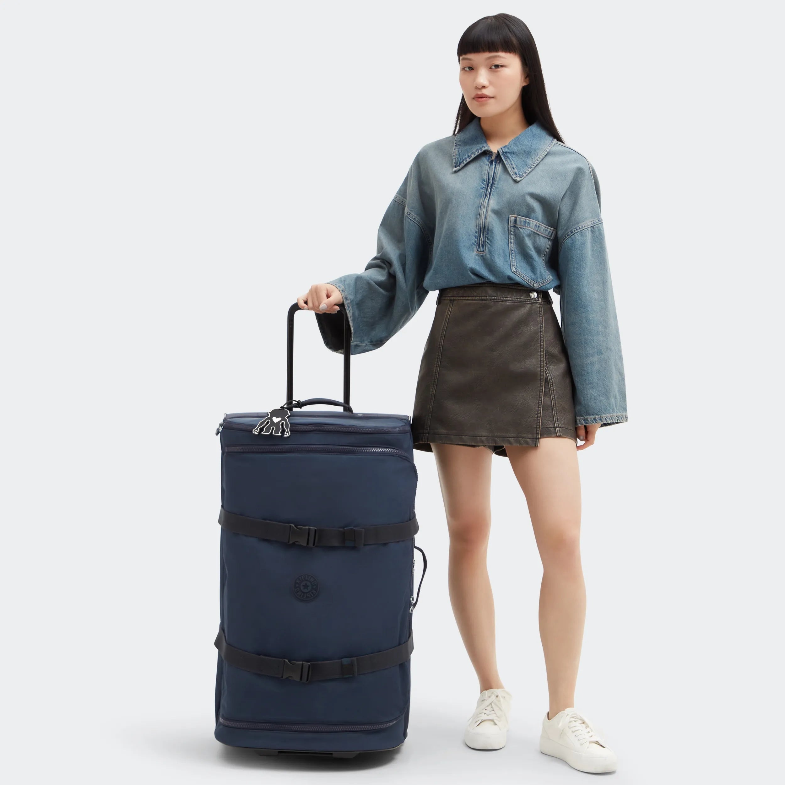 Aviana Large Rolling Duffle Bag - Image 2