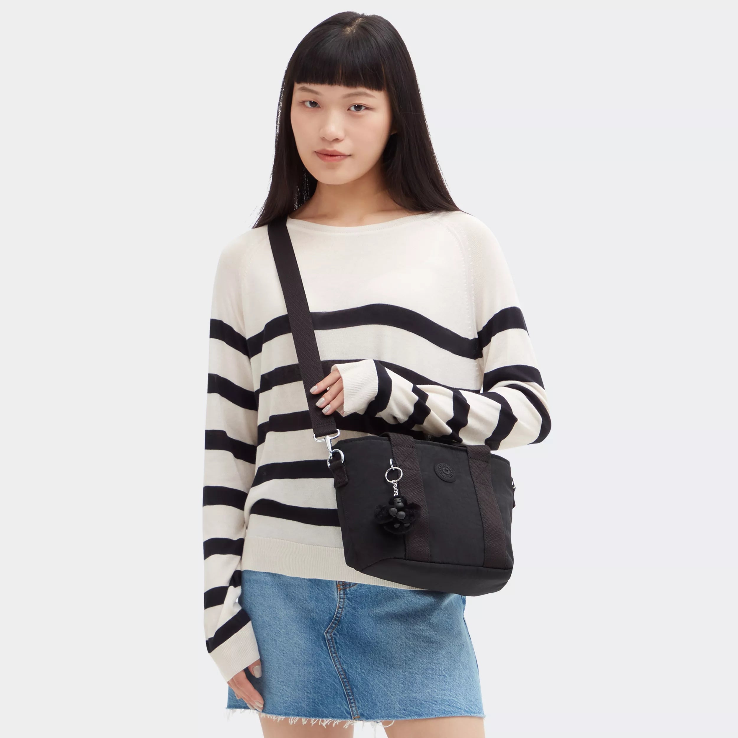 Minta Shoulder Bag - Image 2