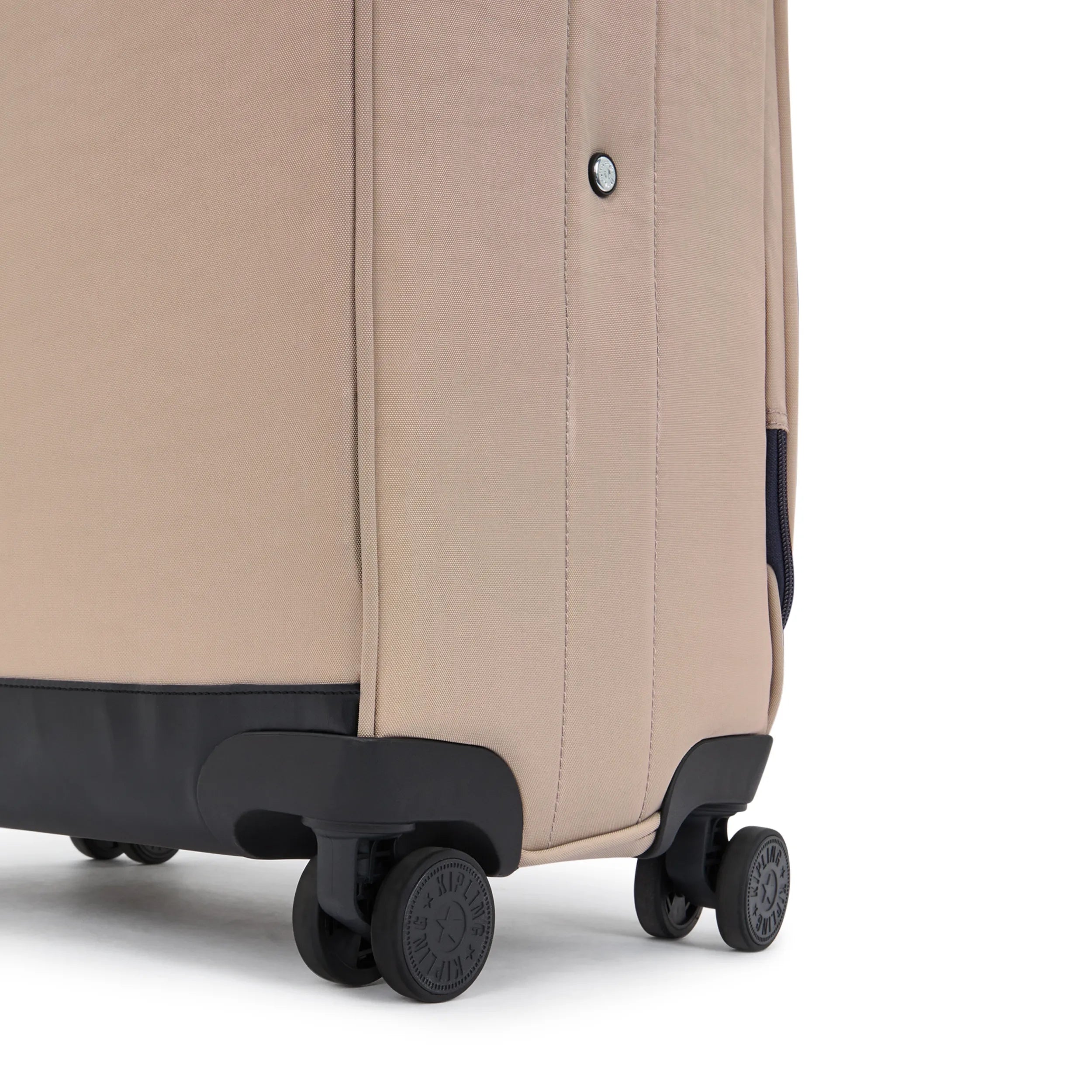 Jet Medium Rolling Luggage - Image 5